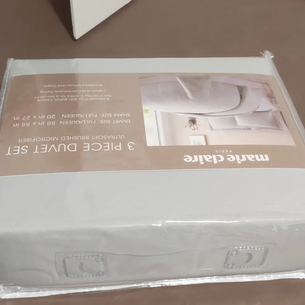 Marie Claire Paris Duvet Set 3 Piece Full Queen 1 Cover 2 Standard Shams